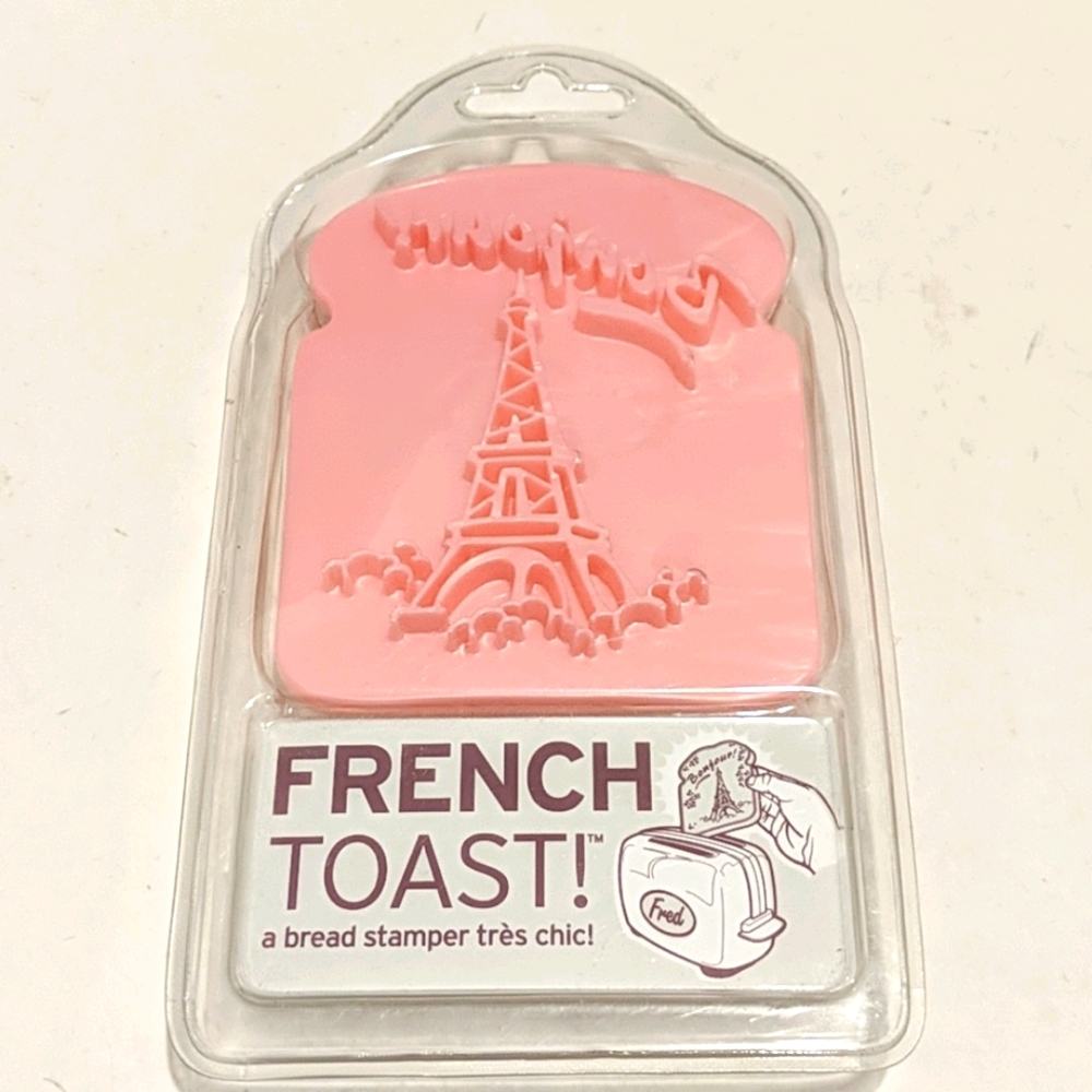 NIB Eiffel Tower Toast Stamper